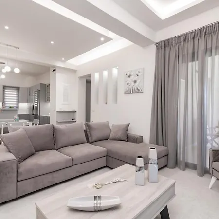 Romanza Ii Luxury Villa